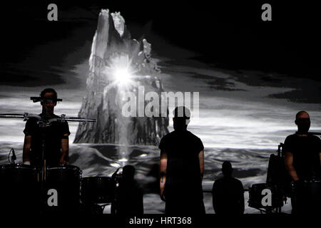 BARCELONA - 13 JUN: Woodkid (Band) in Konzert am Sonar Festival am 13. Juni 2014 in Barcelona, Spanien. Stockfoto