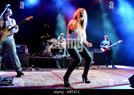 BARCELONA - 28 FEB: Amaia Montero (Künstler) Konzert in Barts Stadium am 28. Februar 2015 in Barcelona, Spanien. Stockfoto
