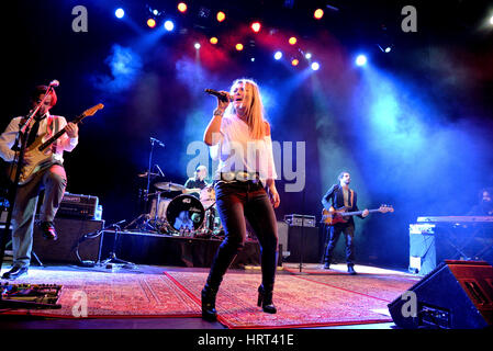 BARCELONA - 28 FEB: Amaia Montero (Künstler) Konzert in Barts Stadium am 28. Februar 2015 in Barcelona, Spanien. Stockfoto