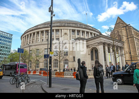 Manchester Central Library ist der Sitz der Stadtbibliothek und Informationsdienst in Manchester, England, UK, mit Blick auf St. Peter's Square Stockfoto