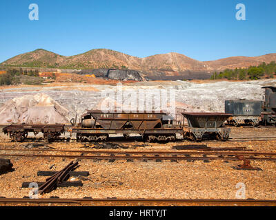 Alten rostigen verlassenen rollenden Wagen, Rio Tinto Bergbau Bereich, Minas de Riotinto, Provinz Huelva, Spanien Stockfoto