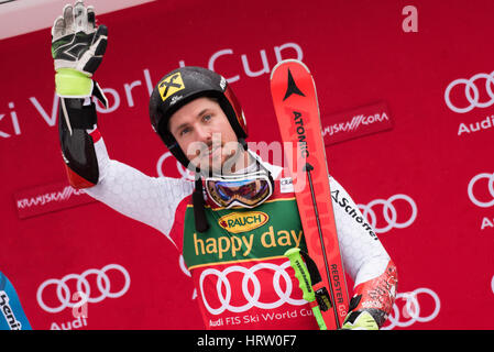 Kranjska Gora, Slowenien. 4. März 2017. Marcel Hirscher Österreichs auf Podium feiert seinen ersten Platz 56. Vitranc Cup Riesenslalom in Kranjska Gora. Bildnachweis: Rok Rakun/Pacific Press/Alamy Live-Nachrichten Stockfoto