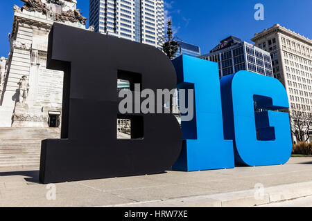 Indianapolis - ca. März 2017: Big Ten Conference Logo auch stilisiert als Big 10 oder B1G in Downtown Indianapolis ich Stockfoto