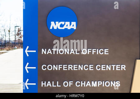 Indianapolis - ca. März 2017: National Collegiate Athletic Association Headquarters. Die NCAA regelt sportliche Programme vieler Hochschulen und univ Stockfoto