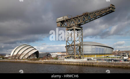 Glasgow Hafengebiet, zeigen die Finnieston Crane, die SSE Hydro, Gebäude und dem Clyde Auditorium Stockfoto