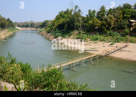 Landschaft, einschließlich Nebenfluss des Mekong-Flusses, Luang Prabang, Laos Stockfoto