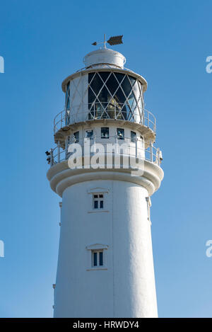 Flamborough Lighthouse bei Flamborough Head an der Küste von North Yorkshire, England. Eine bekannte Sehenswürdigkeit an der Ostküste. Stockfoto