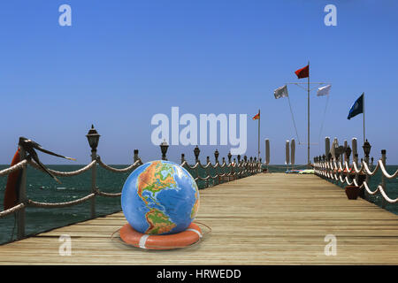 Strand, Anlegestelle für kleine Boote und walking, vor mir ein Rettungsboot und der ganzen Welt. Stockfoto