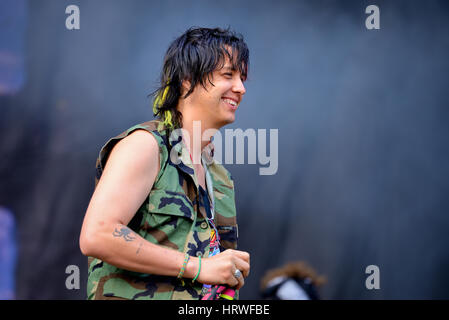 BARCELONA - 29 Mai: Julian Casablancas und The Voidz (Band) in Konzert im Primavera Sound Festival 2015 am 29. Mai 2015 in Barcelona, Spanien. Stockfoto