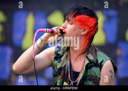 BARCELONA - 29 Mai: Julian Casablancas und The Voidz (Band) in Konzert im Primavera Sound Festival 2015 am 29. Mai 2015 in Barcelona, Spanien. Stockfoto