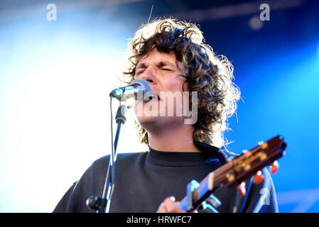 BARCELONA - 29 Mai: Tobias Jesso Jr. (Musiker) führt auf Primavera Sound Festival 2015 am 29. Mai 2015 in Barcelona, Spanien. Stockfoto