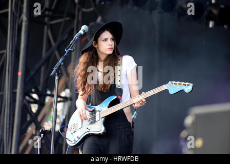 BARCELONA - 30 Mai: The Ghost von Saber Tooth Tiger (Band) führt auf Primavera Sound Festival 2015 am 30. Mai 2015 in Barcelona, Spanien. Stockfoto