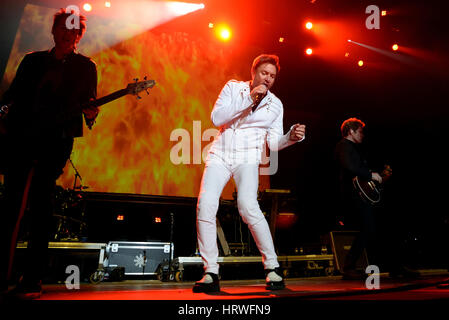 BARCELONA - 20 JUN: Duran Duran (pop-Band) live-Performance beim Sonar Festival am 20. Juni 2015 in Barcelona, Spanien. Stockfoto