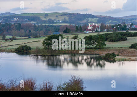 Knapps Loch Ness in der Nähe von Kilmacolm in den Hügeln von Renfrewshire, Schottland. Stockfoto