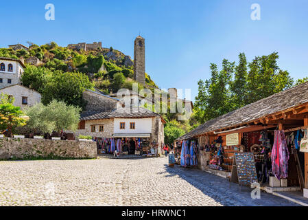 POCITELJ, Bosnien und Herzegowina - 23 SEPTEMBER: Dies ist die alte Stadtarchitektur der alten osmanischen Festungsstadt namens Pocitelj am 23. September Stockfoto