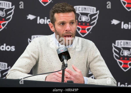 Washington, DC, USA. 4. März 2017. D.C. United Trainer Ben Olsen im RFK Stadium in Washington, DC am Samstag, 4. März 2017. Bildnachweis: Das Foto Zugang/Alamy Live-Nachrichten Stockfoto