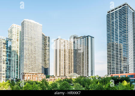 Chicago, USA - 30. Mai 2016: Innenstadt Wohn-Wolkenkratzer in Lake Shore East Park Stockfoto