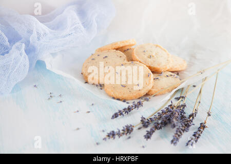 Aromatischen Lavendel Cookies. Französische Küche, handgemacht Stockfoto