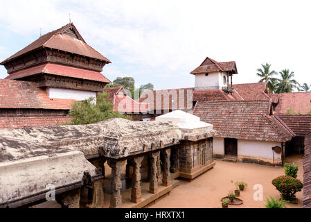 Innen- und Außenbereich des Padmabhapuram Royal Palace. Stockfoto