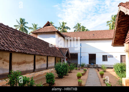 Innen- und Außenbereich des Padmabhapuram Royal Palace. Stockfoto