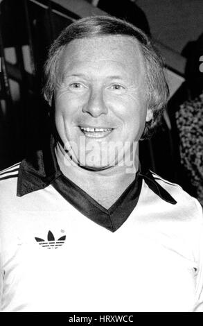 David Hamilton, britischer Radio- und TV Moderatorin, besucht ein Promi-Event in London, England am 20. März 1990. Stockfoto