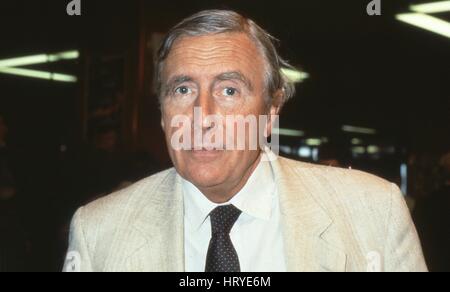 Dr. John Gilbert, Labour party Mitglied des Parlaments für Dudley Osten, besucht am Parteitag in Brighton, England am 1. Oktober 1991. Stockfoto