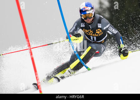 Kranjska Gora, Slowenien. 5. März 2017. Pinturault Alexis von Frankreich auf dem Platz während der 56. Vitranc Cup Slalom Rennen in Kranjska Gora, Slowenien am 5. März 2017 Credit: Rok Rakun/Pacific Press/Alamy Live News Stockfoto