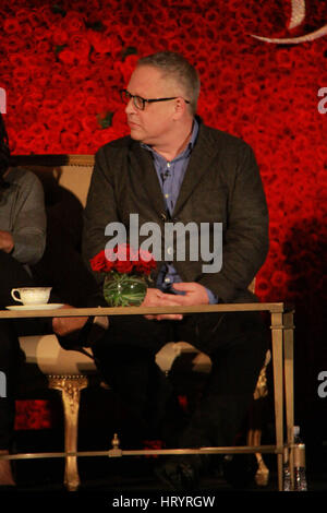 Los Angeles, USA. 5. März 2017. Bill Condon 05.03.2017 "Beauty and the Beast" Pressekonferenz bei der Montage Beverly Hills in Beverly Hills, Kalifornien Foto: Cronos/Hollywood News Bildnachweis: Cronos Foto/Alamy Live News Stockfoto