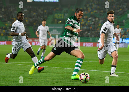 Portugal, Lissabon, 5. März 2017 - Fußball - Schelotto, Sporting Verteidiger in Aktion während der Partie zwischen Sporting Clube de Portugal und Vitória Guimarães für die portugiesische Fußball-Liga-Spiel im Estádio Alvalade XXI, in Lissabon, Portugal. Bildnachweis: Bruno de Carvalho/Alamy Live News Stockfoto