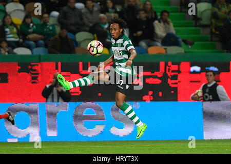 Portugal, Lissabon, 5. März 2017 - Fußball - Gelson Martins, Sporting Spieler in Aktion während der Partie zwischen Sporting Clube de Portugal und Vitória Guimarães für die portugiesische Fußball-Liga-Spiel im Estádio Alvalade XXI, in Lissabon, Portugal. Bildnachweis: Bruno de Carvalho/Alamy Live News Stockfoto