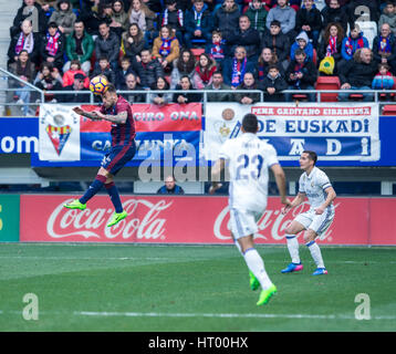 Eibar, Spanien. 4. März 2017. Spieltag der La Liga Santander 2016 - 2017 Saison zwischen S.D Eibar und Real Madrid C.F gespielt Ipurua Stadion am Samstag, 4. März 2017. Eibar, Spanien. 19 Antonio Luna. Bildnachweis: VWPics/Alamy Live-Nachrichten Stockfoto