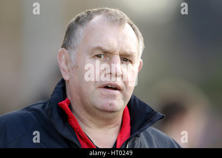 Newcastle Falcons Direktor des Rugby Dean Richards während der Aviva Premiership match bei Kingston Park, Newcastle. Stockfoto