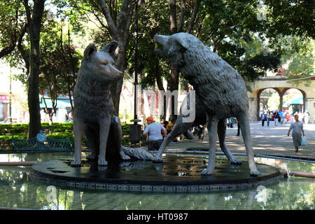 Die Kojoten Brunnen an der Jardin Centenario der Coyoacan, Mexiko Stadt Stockfoto