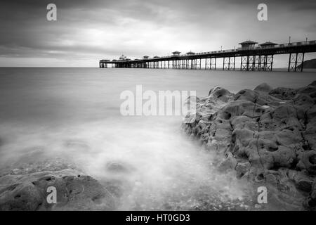 Foto von Jamie Callister ©. Llandudno Pier, Conwy Grafschaft, Nord-Wales, 4. März 2017. Stockfoto