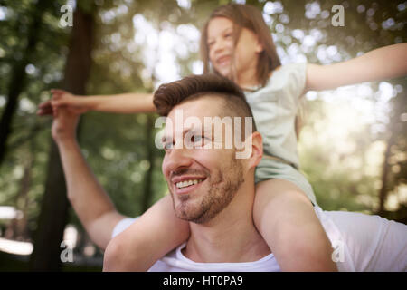 Verbringen einige Zeit mit Papa Stockfoto