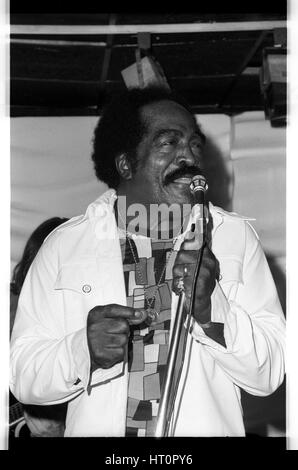 Jimmy Witherspoon, Ronnie Scott, Soho, London, 1973.   Künstler: Denis Williams. Stockfoto