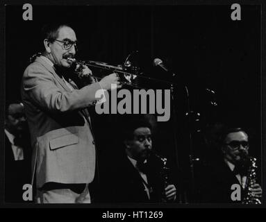 Posaunist Don Lusher mit Ted Heath Orchester zu spielen. Künstler: Denis Williams Stockfoto