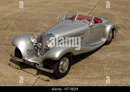 1937-Mercedes Benz 540 k special Roadster. Künstler: Simon Clay. Stockfoto