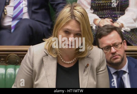 Karen Bradley Staatssekretär für Kultur, Medien und Sport, gibt eine Erklärung in das House Of Commons auf die geplante Fusion von Sky und 21st Century Fox. Stockfoto