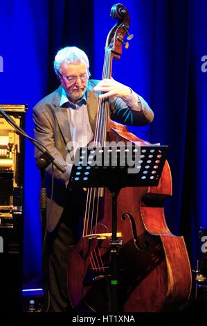 Dave Green, Ropetackle Arts Centre, Shoreham, West Sussex, Jan 2016. Künstler: Brian O'Connor. Stockfoto