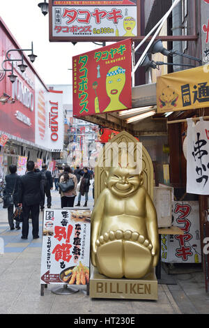 OSAKA, JAPAN - 6. November 2014: Ein Bild des Billiken. Billiken war ursprünglich ein Charme Puppe gemacht von einem Amerikaner in der ersten Hälfte des zwanzigsten ce Stockfoto