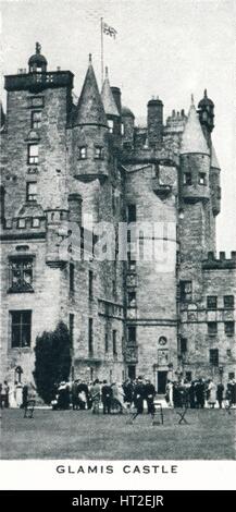 "Glamis Castle", c1937 (1937). Künstler: unbekannt. Stockfoto