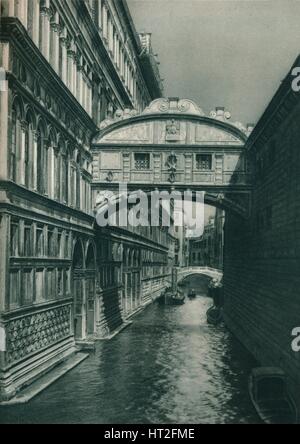 Seufzerbrücke, Venedig, Italien, 1927. Künstler: Eugen Poppel. Stockfoto