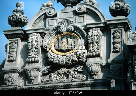 Barocke Architektur Detail Dolmabahce Palast und die Grundmuster, kalligraphische Monogramm, Siegel oder Signatur des Sultan Abdülhamid II Istanbul Türkei Stockfoto