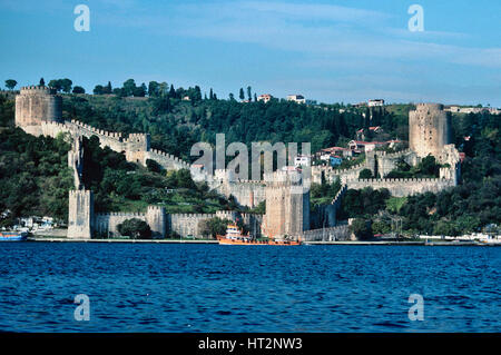 Rumelihisarı, Rumeli Hisar, Rumelihisarı, westrumelischen Burg, Roumeli Hissar Burg oder Bogazkesen Burg (1451-52), einem osmanischen Türkisch am europäischen Ufer des Bosporus oder Bosporus Meerenge-Istanbul-Türkei Stockfoto