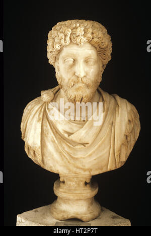 Marmorbüste des römischen Kaiser Marcus Aurelius (121-180AD) regierte 161-180AD). Von Selcuk Westtürkei. Stockfoto