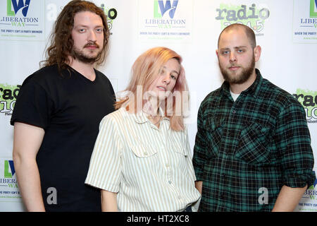 Bala Cynwyd, Pennsylvania, USA. 6. März 2017. Slothrust besuchen Sie Radio 104.5 in Bala Cynwyd, Pennsylvania am 6. März 2017 Credit: Star Shooter/Medien Punch/Alamy Live News Stockfoto