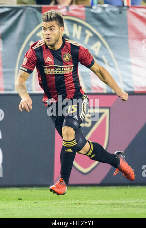 Atlanta, USA. 5. März 2017. Atlanta United nach vorn H © Ctor Villalba (15) während der MLS Fußball-Spiel zwischen den New York Red Bulls und Atlanta United im Bobby Dodd Stadium auf Sonntag, 5. März 2017 in Atlanta, GA. Credit: Cal Sport Media/Alamy Live News Stockfoto