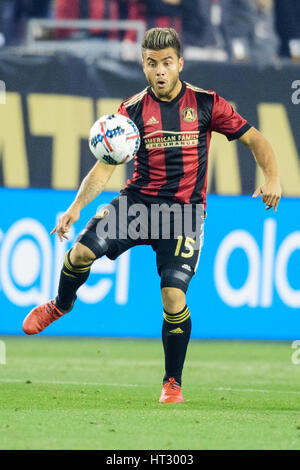 Atlanta, USA. 5. März 2017. Atlanta United nach vorn H © Ctor Villalba (15) während der MLS Fußball-Spiel zwischen den New York Red Bulls und Atlanta United im Bobby Dodd Stadium auf Sonntag, 5. März 2017 in Atlanta, GA. Credit: Cal Sport Media/Alamy Live News Stockfoto