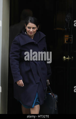 London, Großbritannien. 07 Mär, 2017. priti Patel mp Minister für internationale Entwicklung gesehen, 10 Downing Street. Credit: Wfpa/alamy leben Nachrichten Stockfoto